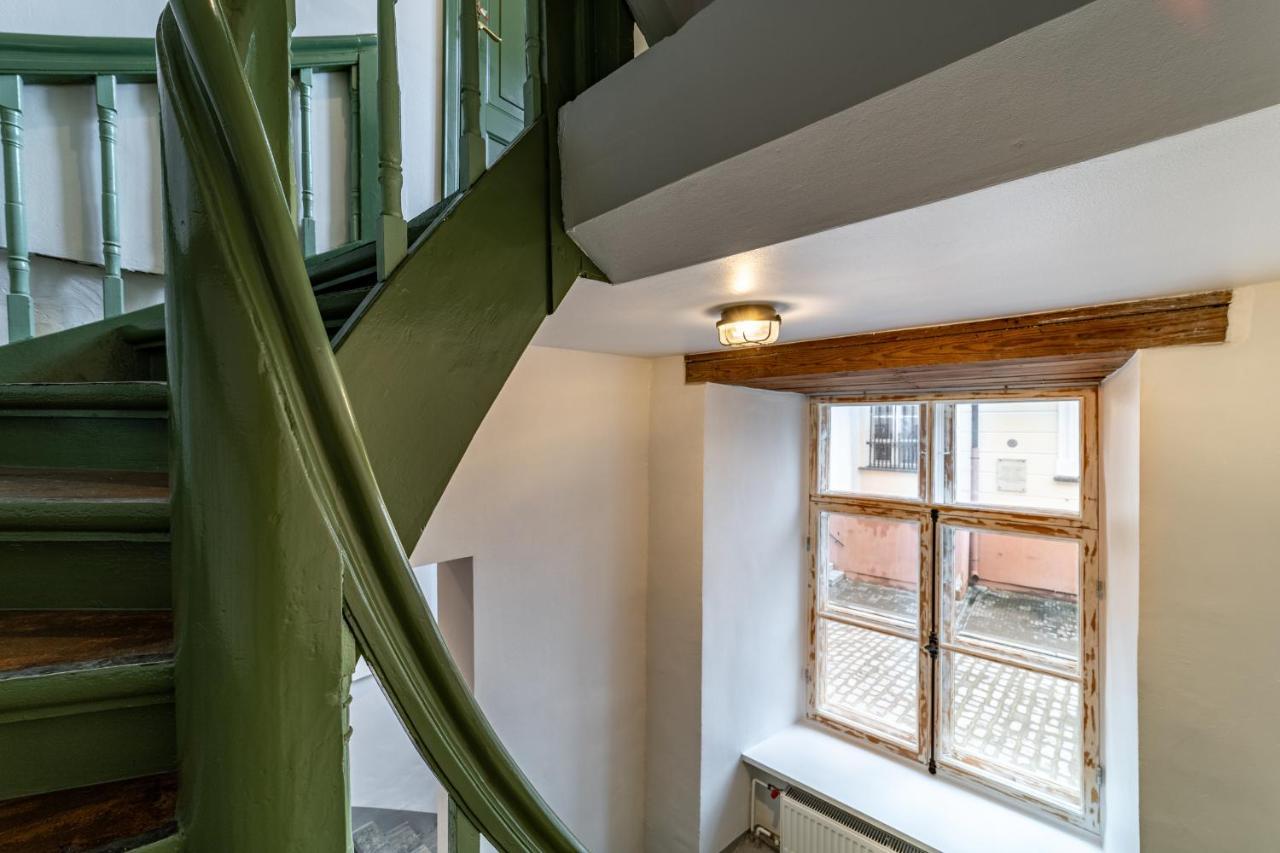 Roofs Of The Old Tallinn Guest House エクステリア 写真